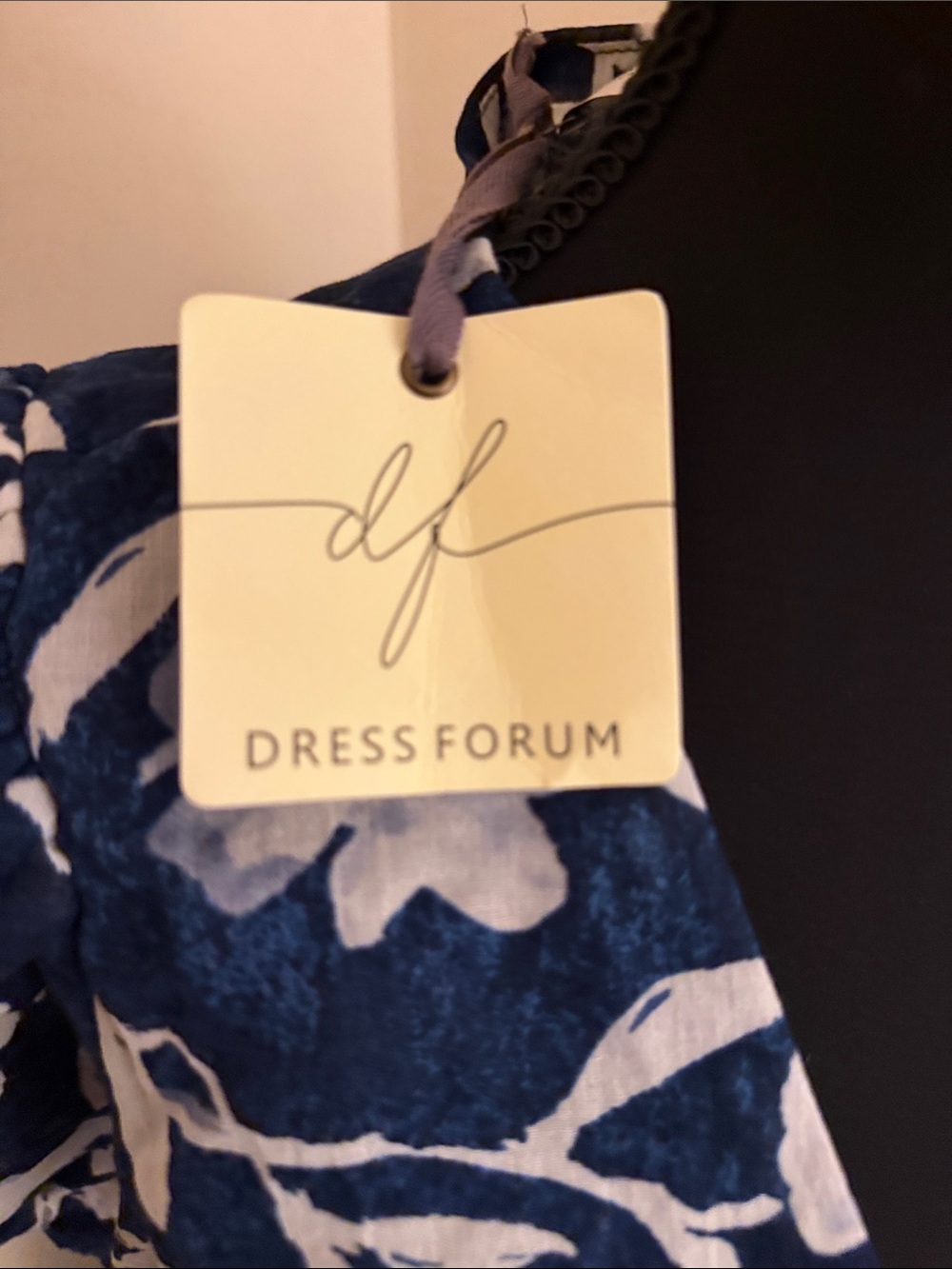 Dress Forum Navy and White Floral Puff-Sleeve Maxi Dress - Picture 4 of 5